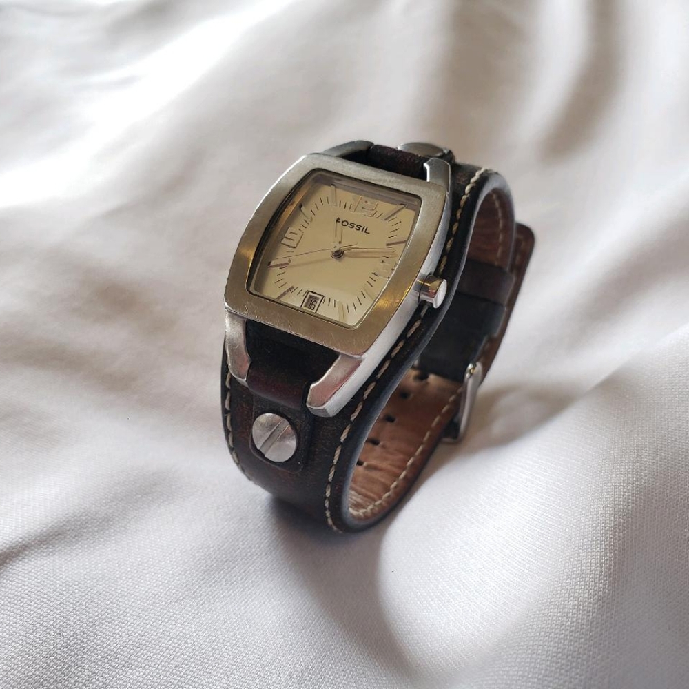 Fossil watch